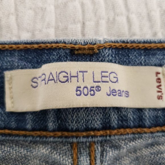 Levi's straight leg 505 jeans, Size 6 Long - Picture 6 of 8